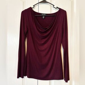 White House Black Market Woman Light Weight Burgundy Long Sleeve Top Size XXS